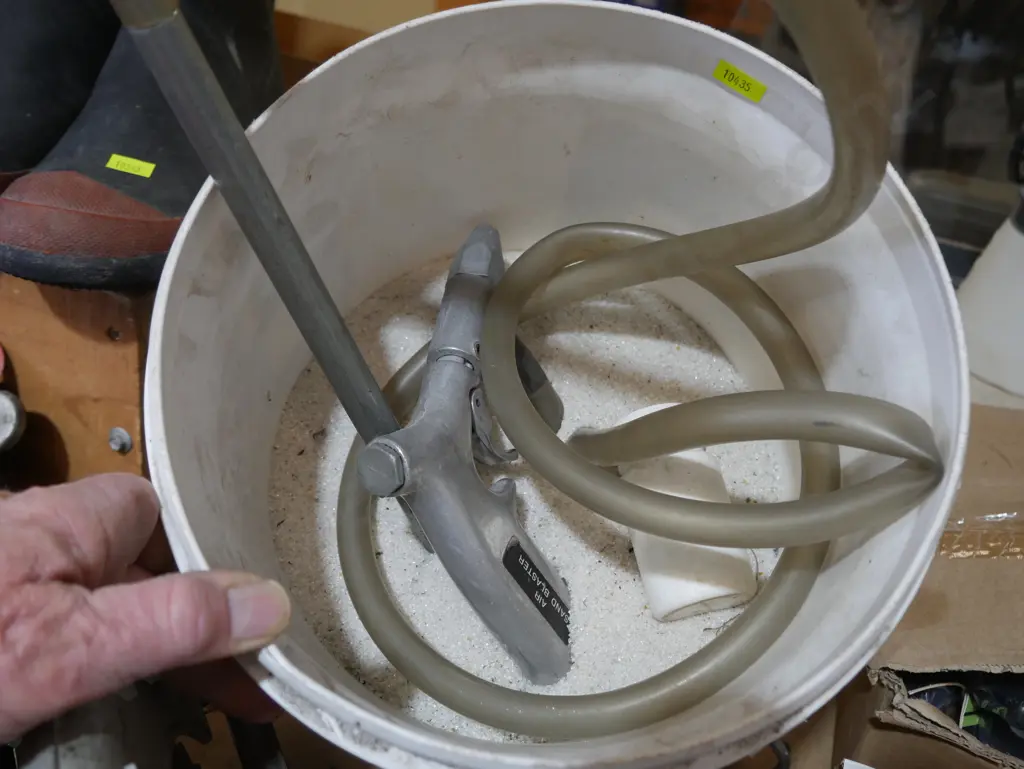 Sand blasting sand Image 1++