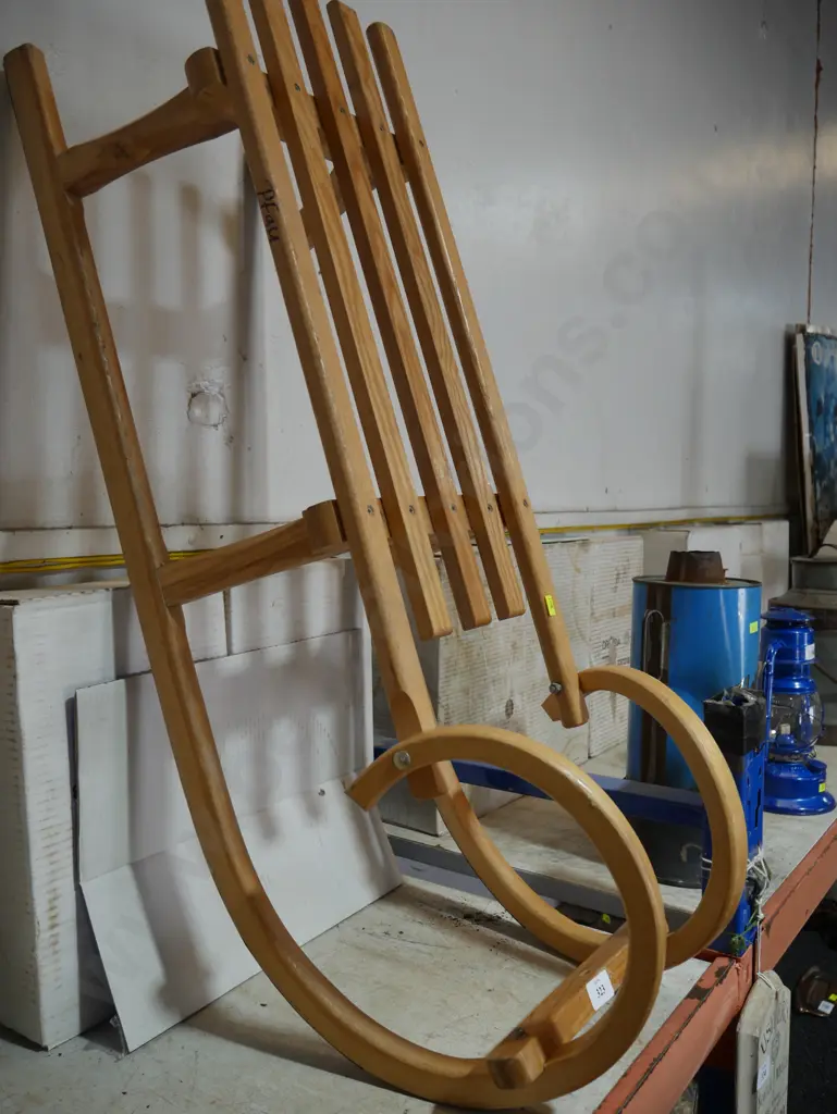 Vintage sled Image 1++