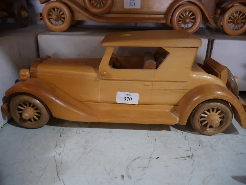 Wooden model car Image 1++