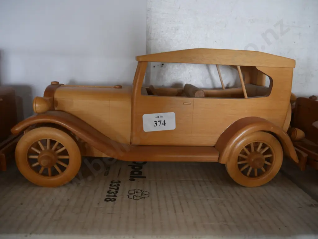 Wooden model car Image 1++