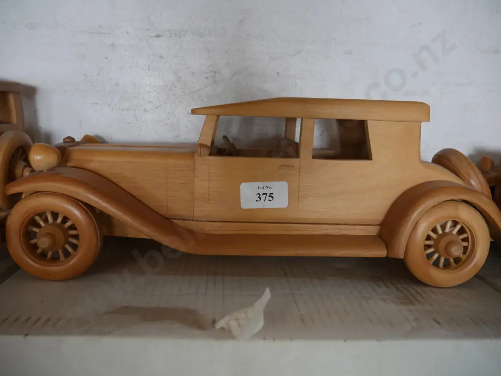 Wooden model car Image 1++