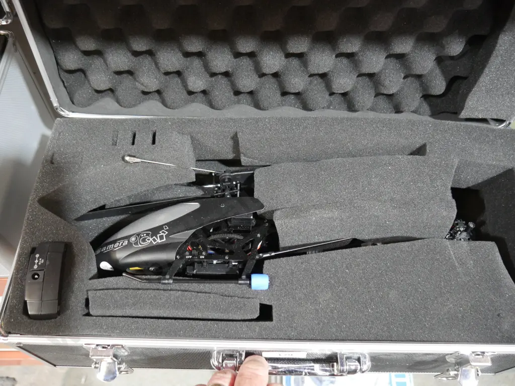 RC helicopter Image 1++