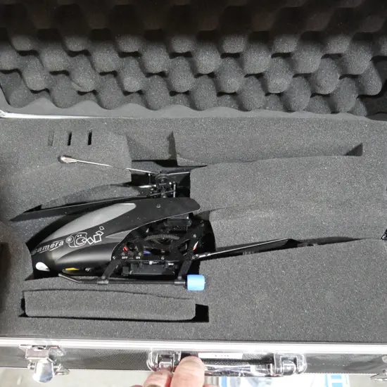 RC helicopter