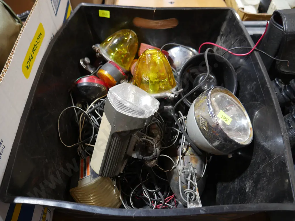 Vintage car lights etc Image 1++