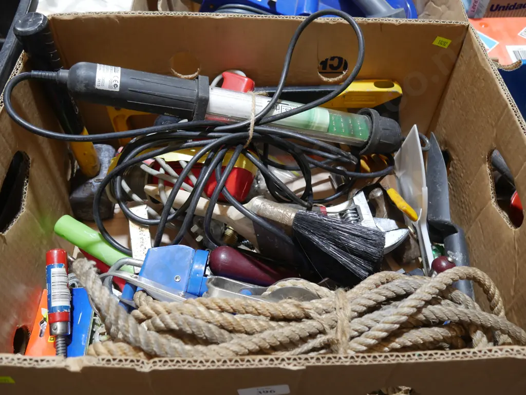 Assorted workshop items Image 1++