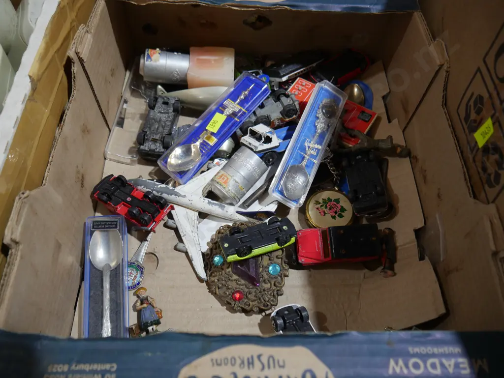 Toy cars, souvenir teaspoons etc Image 1++