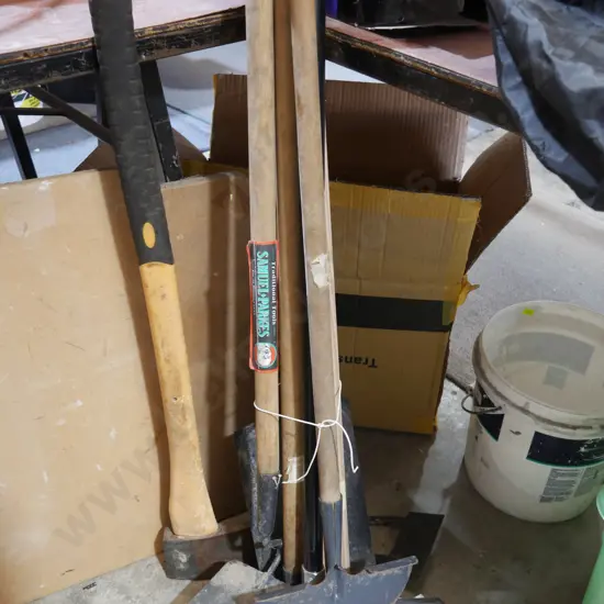 Assorted garden tools