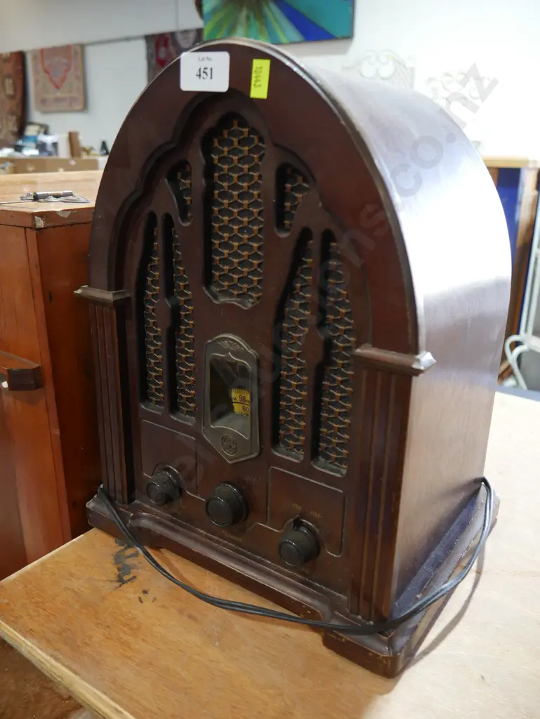 Vintage look radio Image 1++