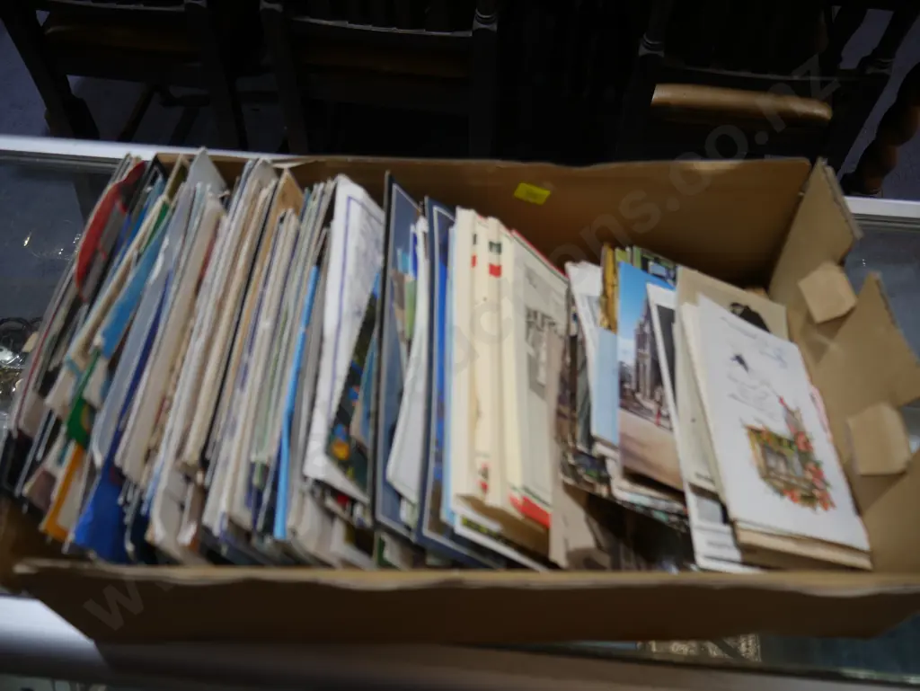 Assorted postcards Image 1++