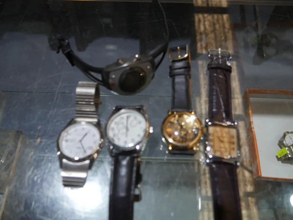 Assorted watches Image 1++