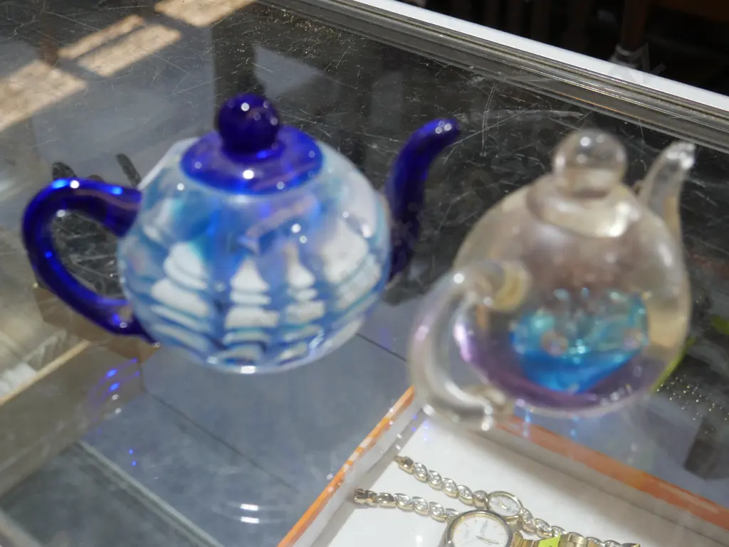 2 glass teapot paper weights Image 1++