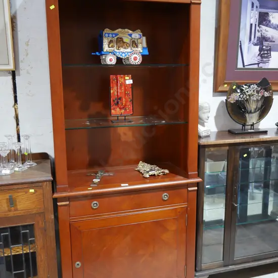 Display cabinet