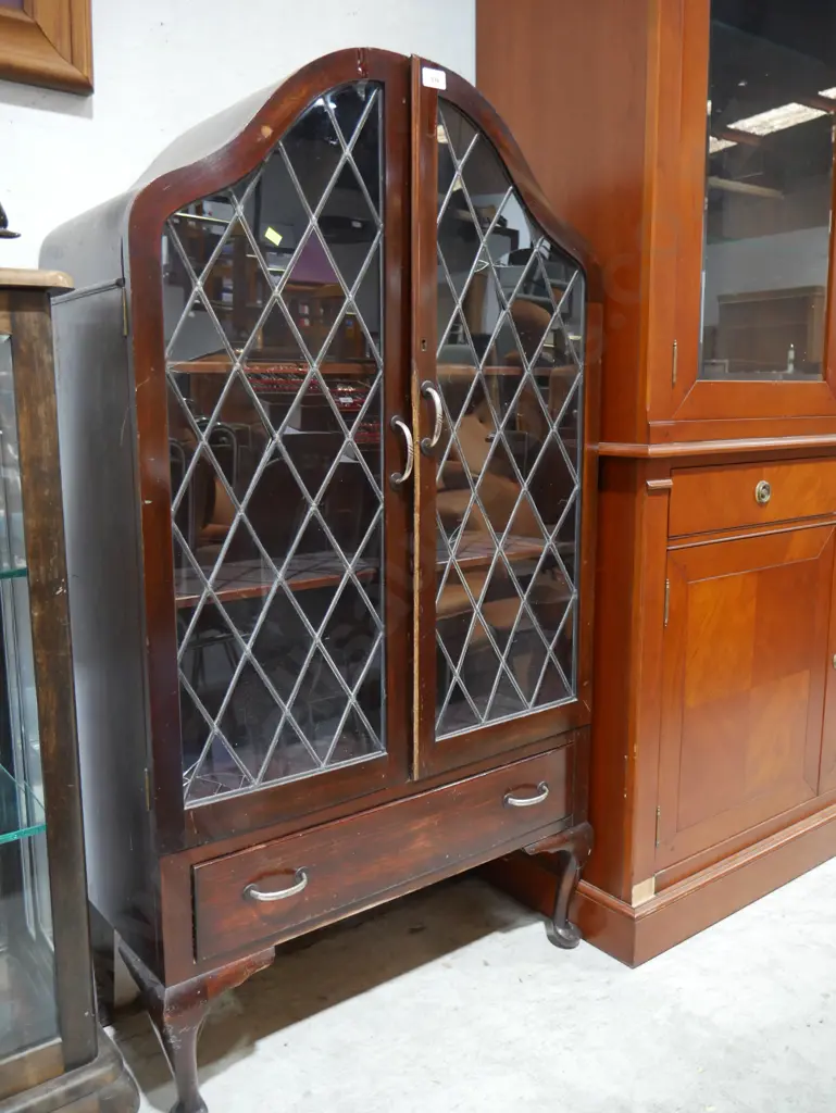 Leadlight door cabinet Image 1++
