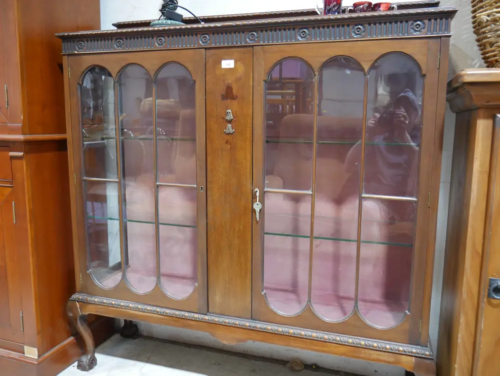 Display case Image 1++