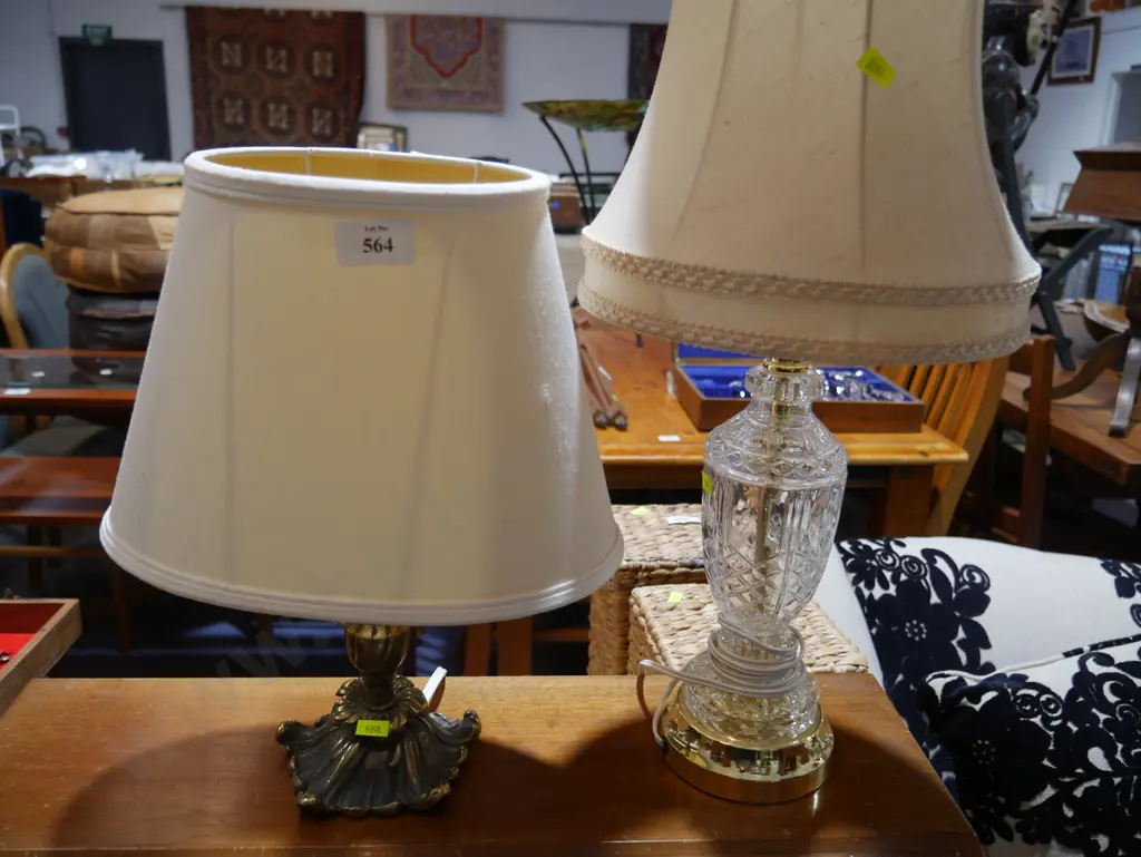 2 table lamps Image 1++