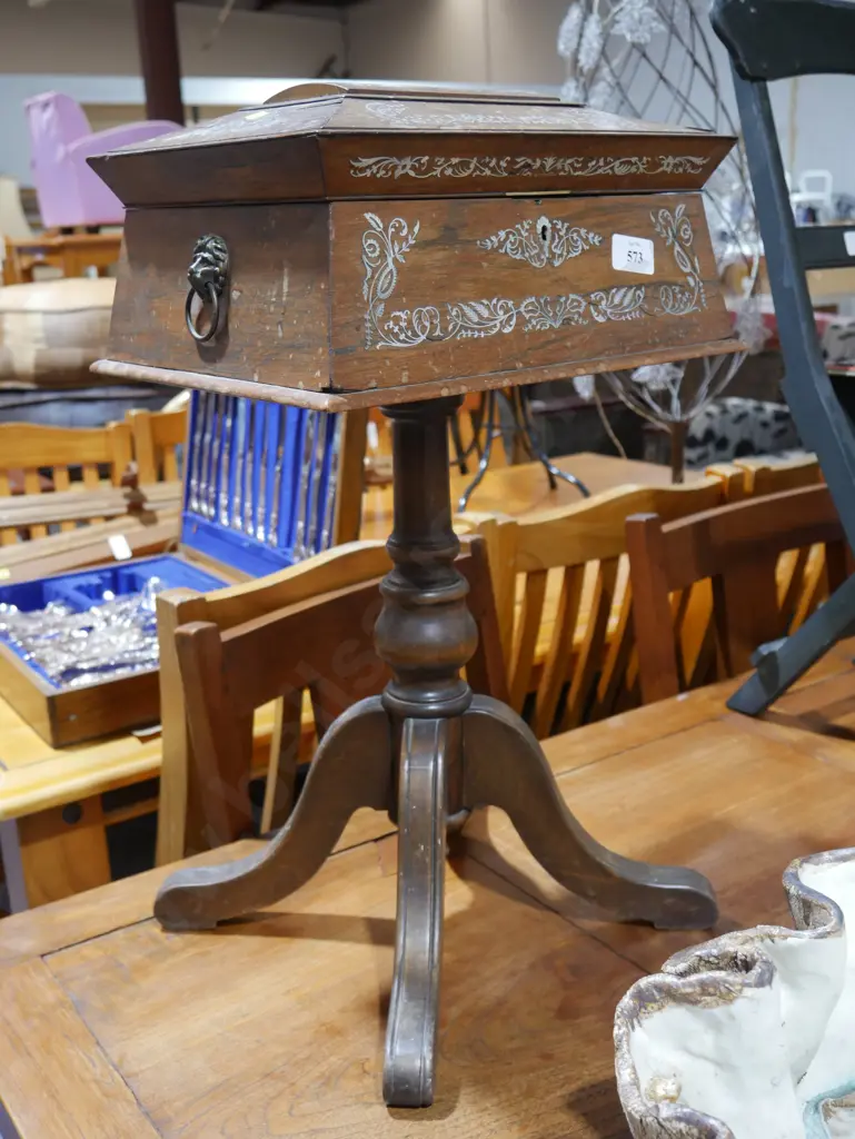 Sewing box Image 1++