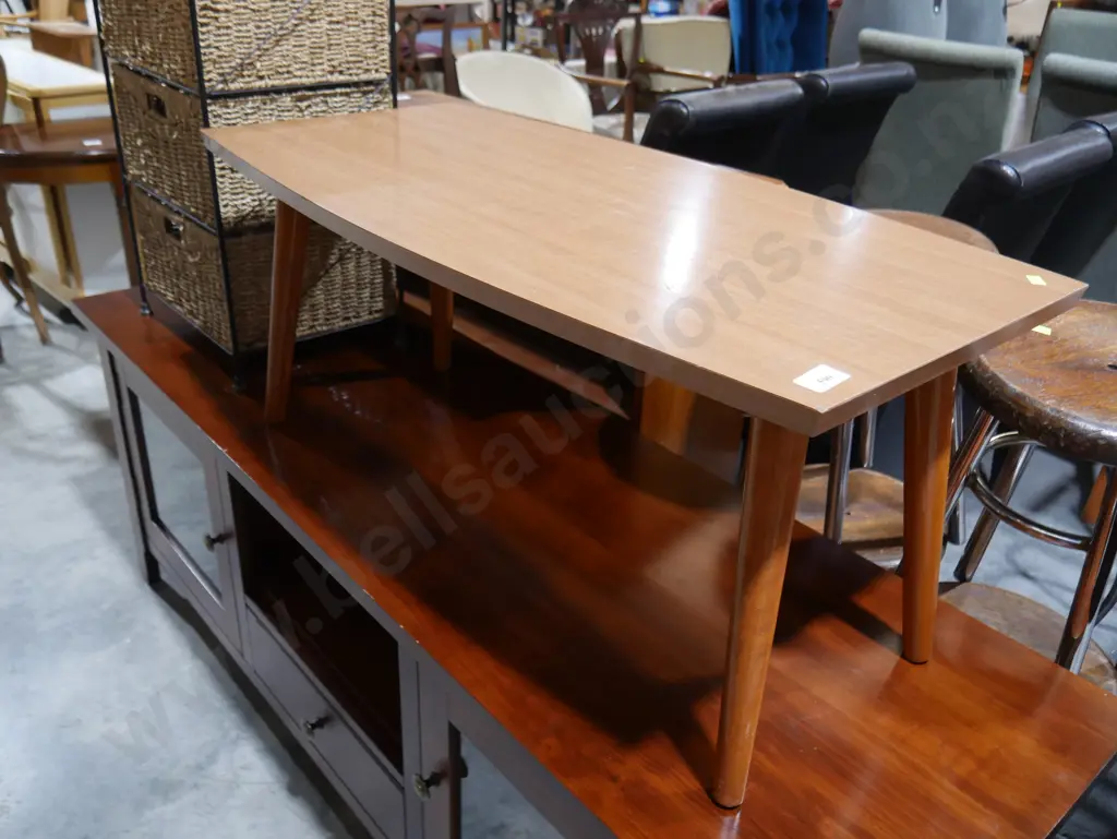 Coffee table Image 1++