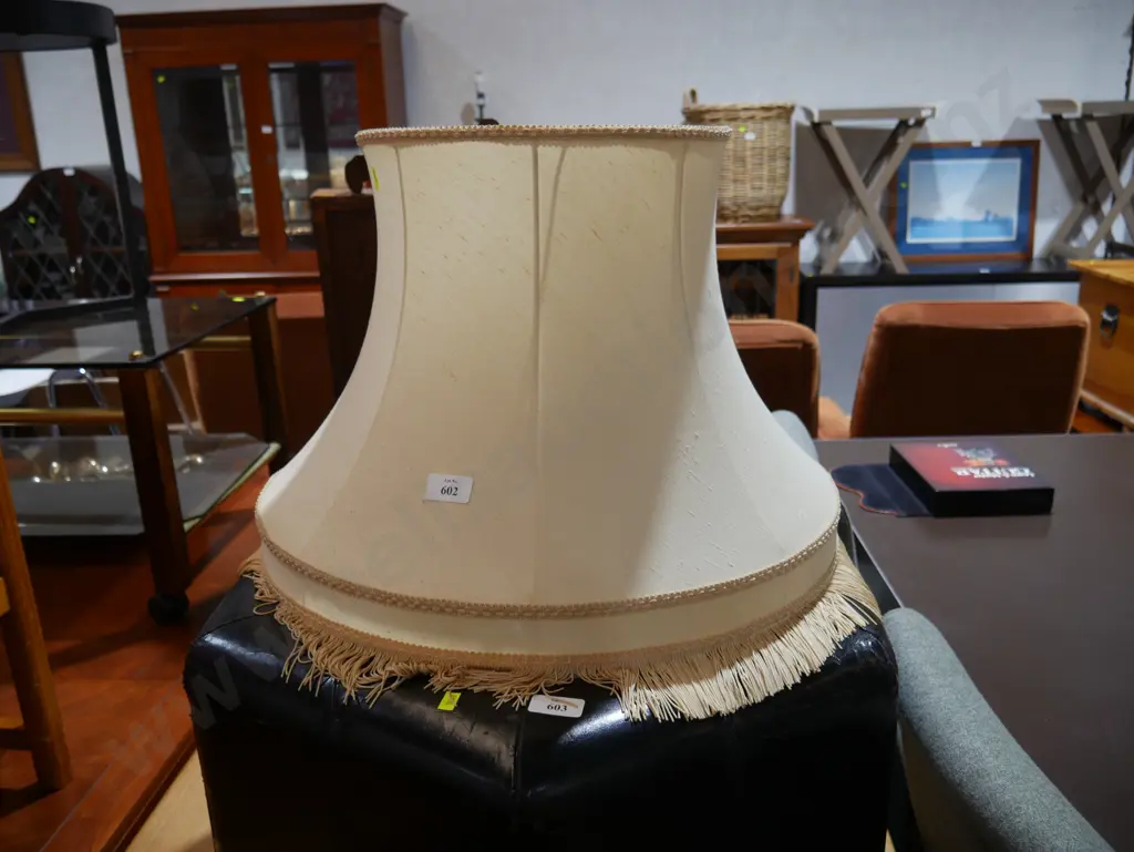 Lamp shade Image 1++