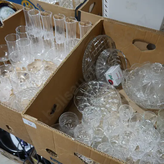 2 boxes of Glassware