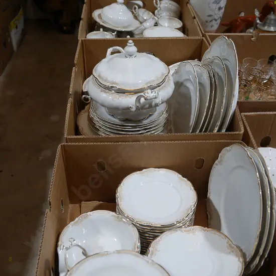 Hutschenreuther dinner set(4 boxes)