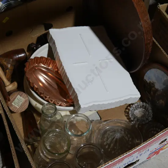 Crown Lynn float bowls etc