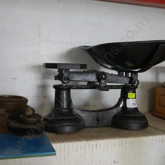 Vintage scales