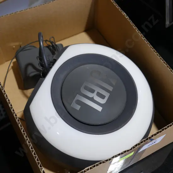 JBL Bluetooth clock radio