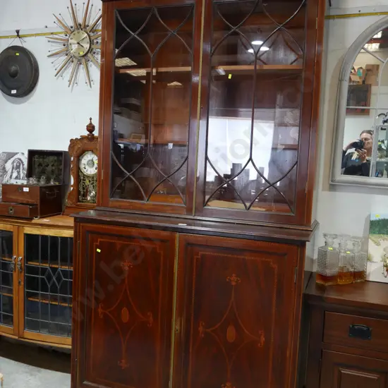 Bookcase chiffonier