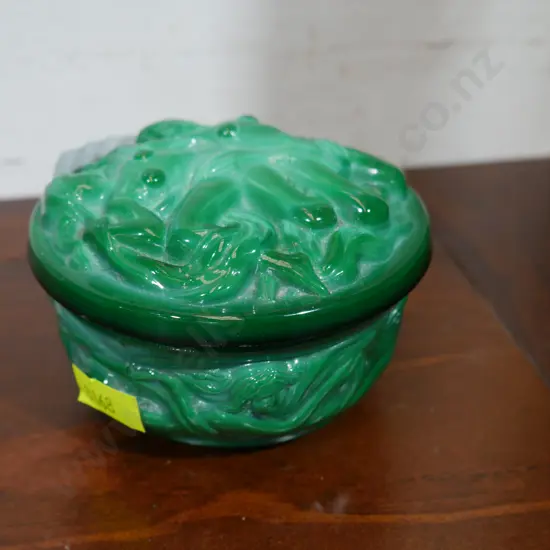 Green glass trinket pot A/F