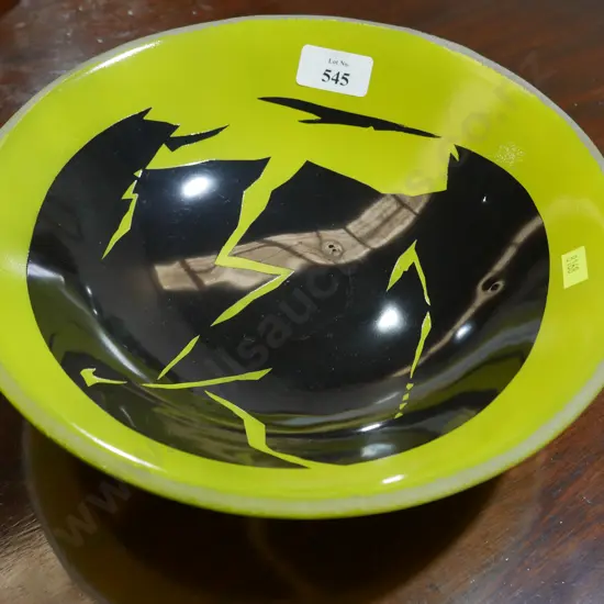 Signed NZ glass bowl,