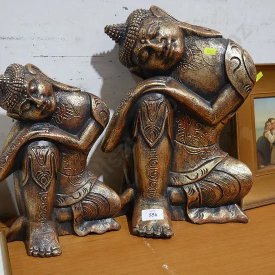 2 Oriental figurines