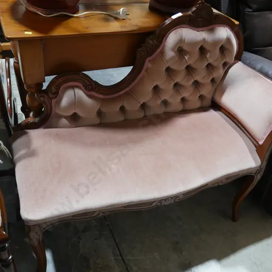 Miniature chaise longue