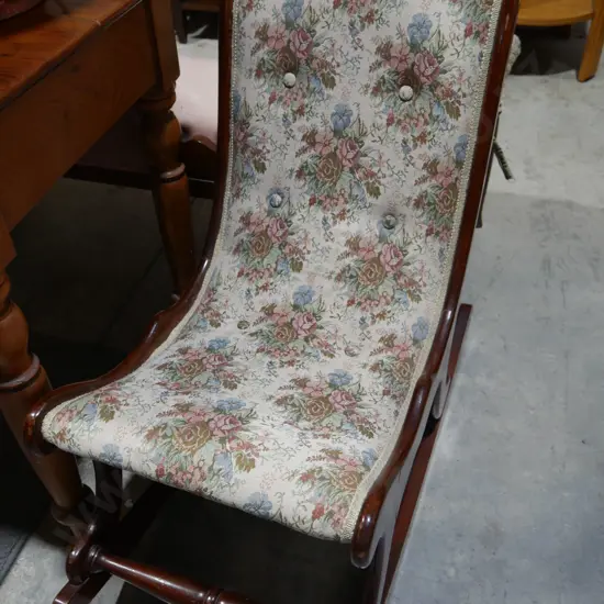rocking nursing chair
