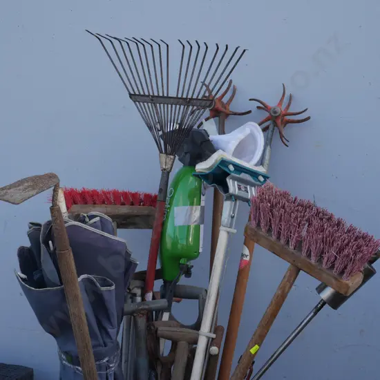Garden tools