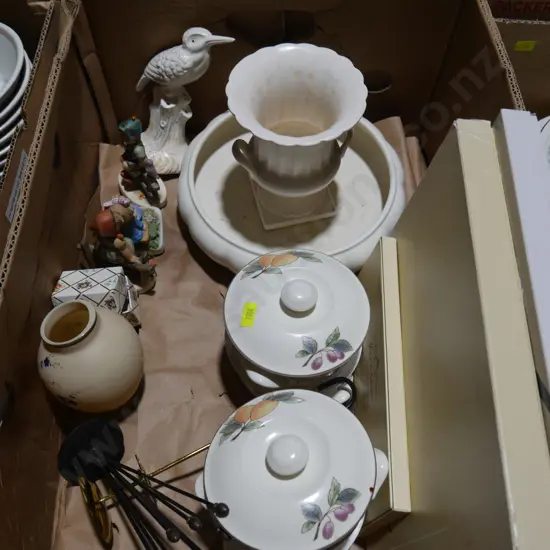 Placemats, China etc