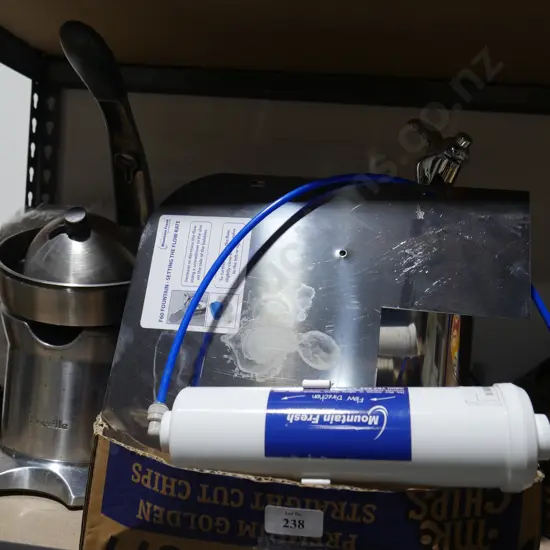 Drinking fountain , ect