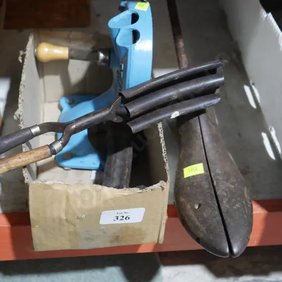 Bean slicer, shoe stretch etc