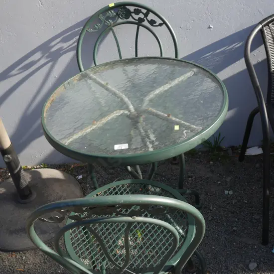 Green outdoor table and 2 chairs