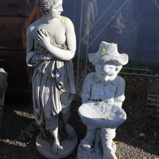 2 garden statues