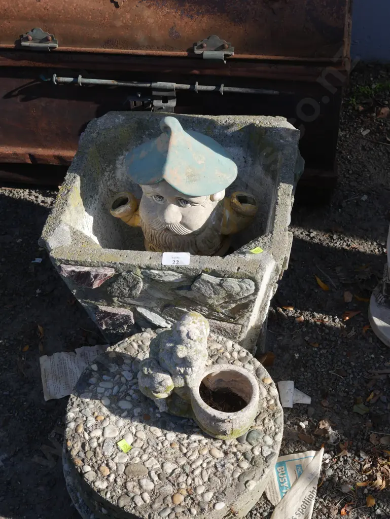 Gnome, concrete planter etc Image 1++