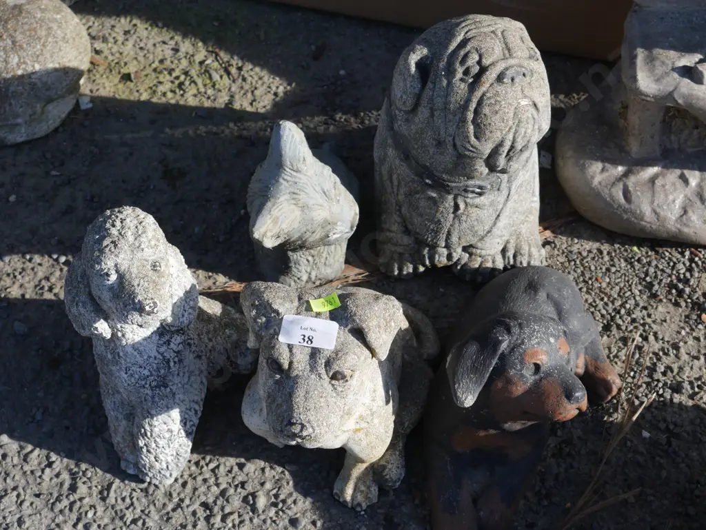 5 dog garden ornaments Image 1++