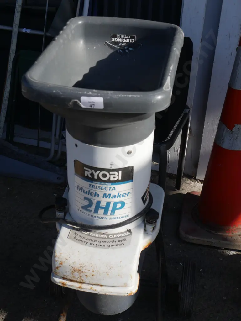 Ryobi mulcher Image 1++