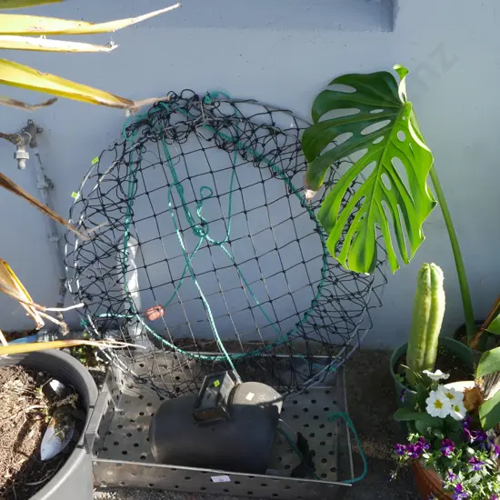 Crab net, welding helmet