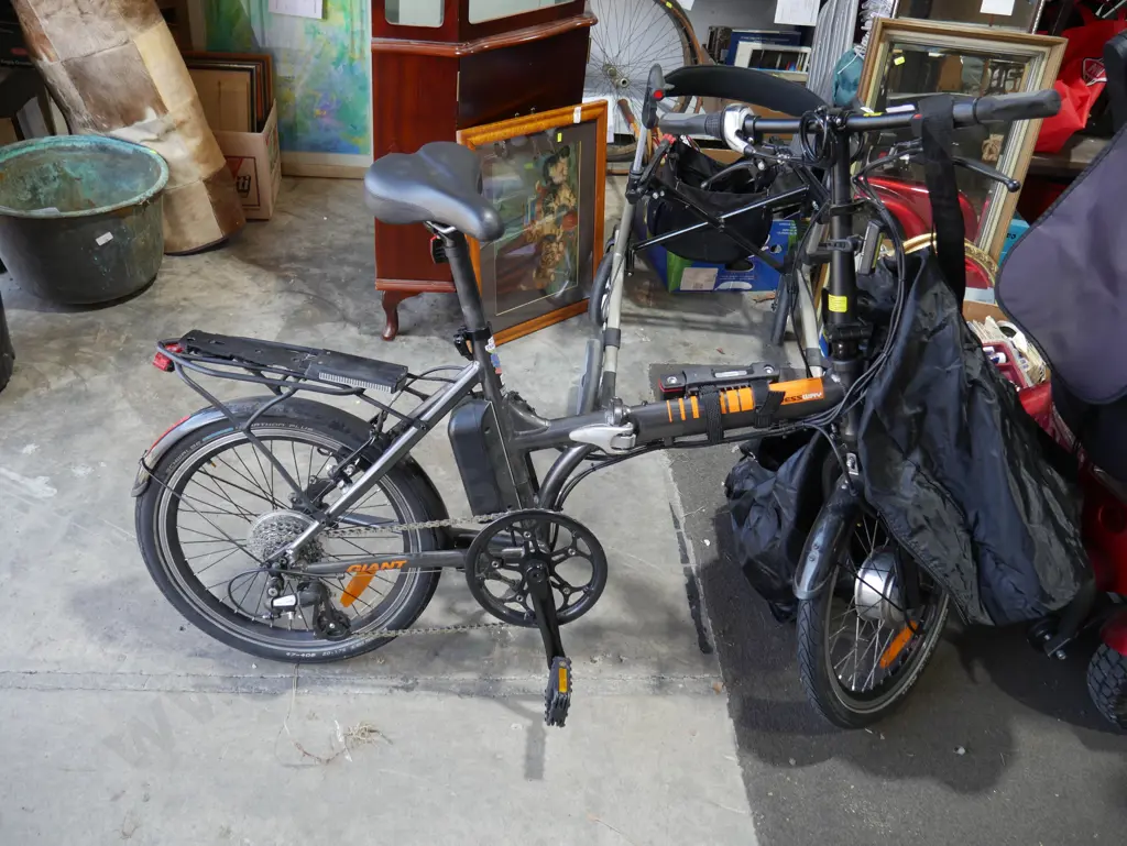 Foldable electric bike Image 1++