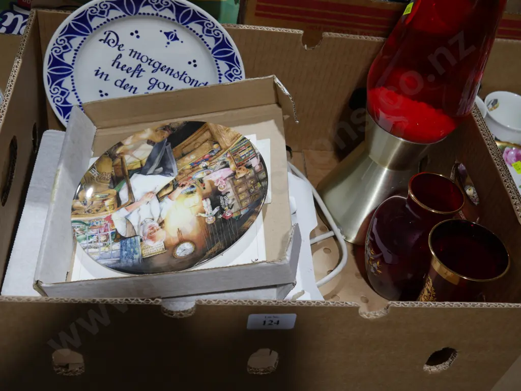 Lava lamp, picture plates etc Image 1++