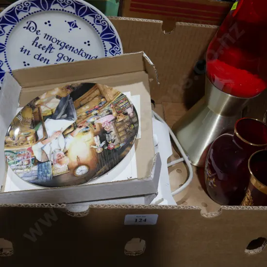 Lava lamp, picture plates etc