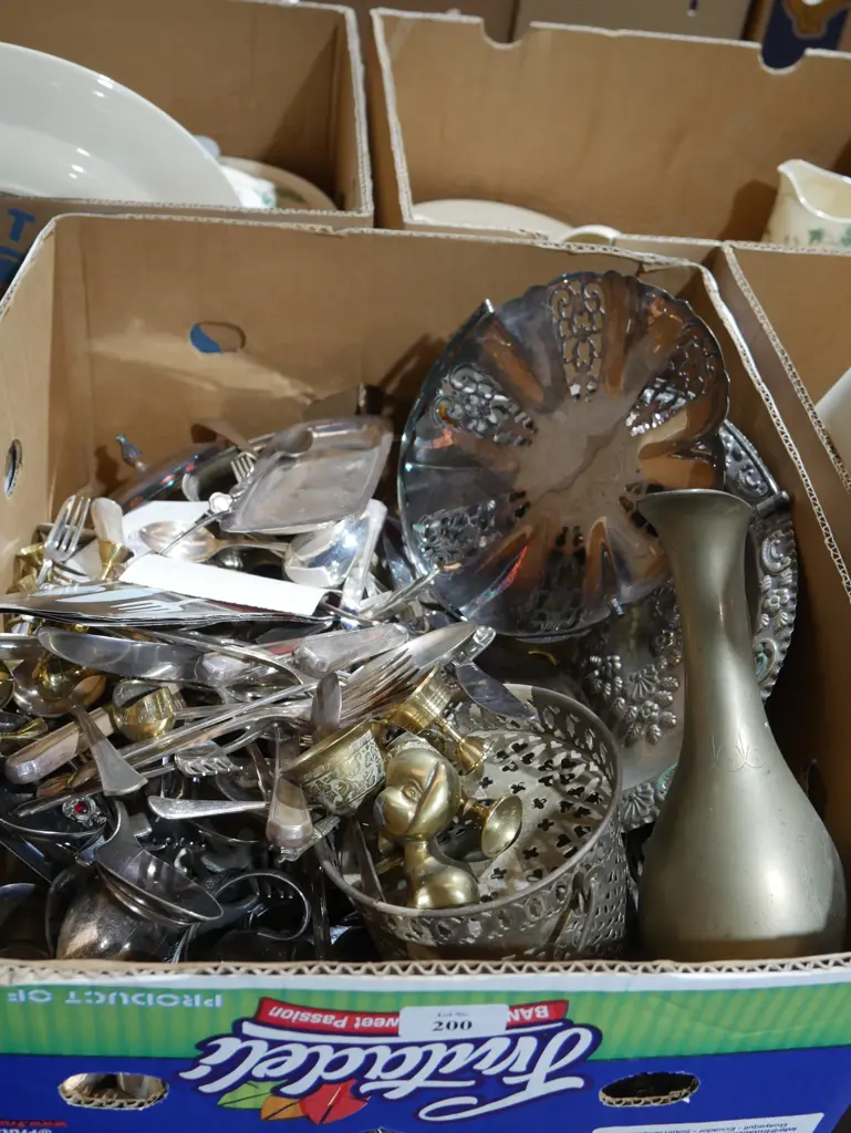 Assorted cutlery etc Image 1++