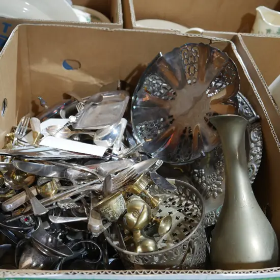 Assorted cutlery etc