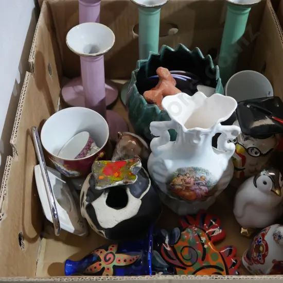 Assorted ornaments etc