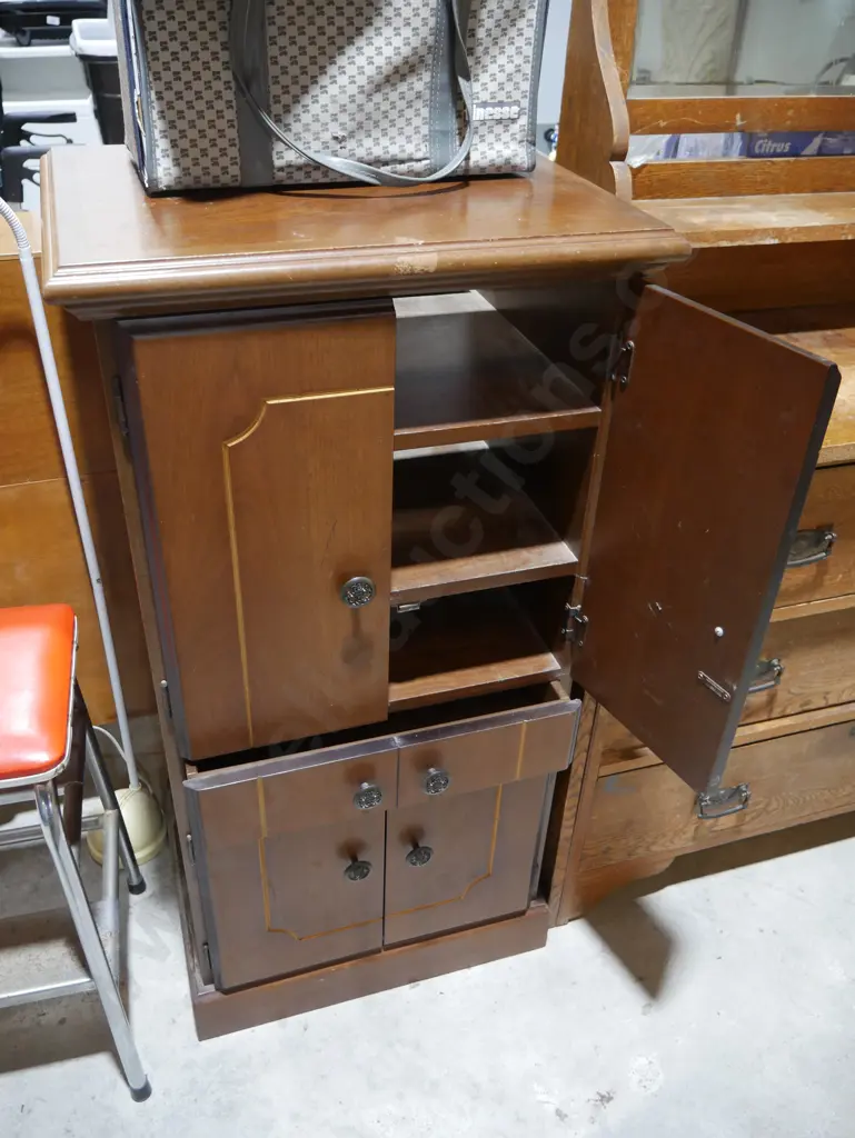 Music cabinet Image 1++